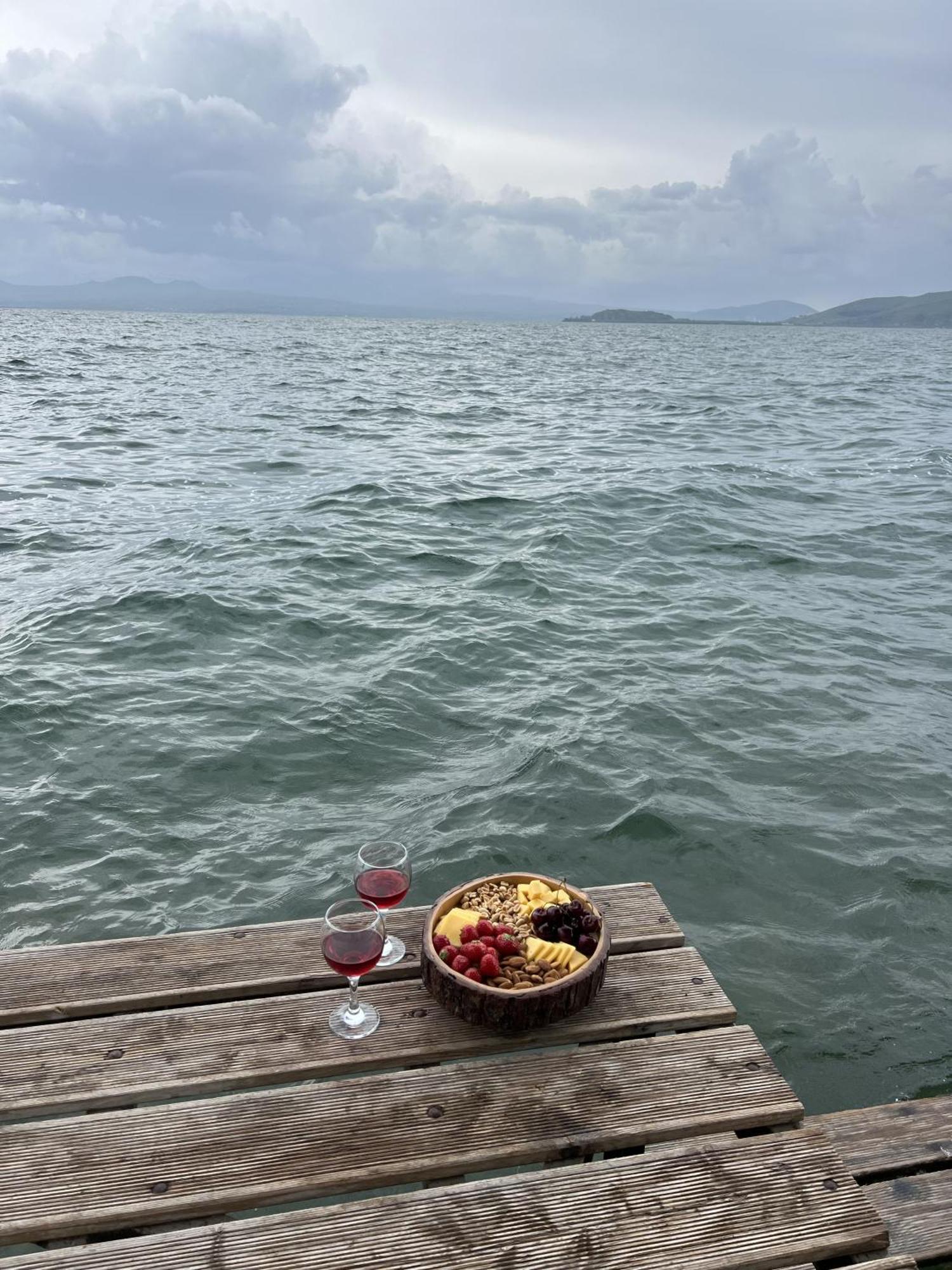 Altitude 1900 Dive Resort - Sevan Lake Chambarak 외부 사진